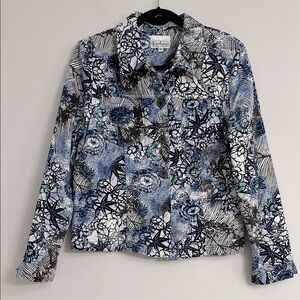 Patchington Blue and White Patterned Jacket. Size M.